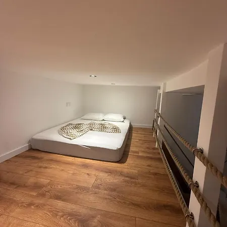 Apart-hotel Leo